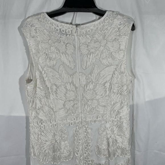 NEW JS Collections [ 16 ]‎ Beaded V-Neck Midi Dress in White - Picture 11 of 12